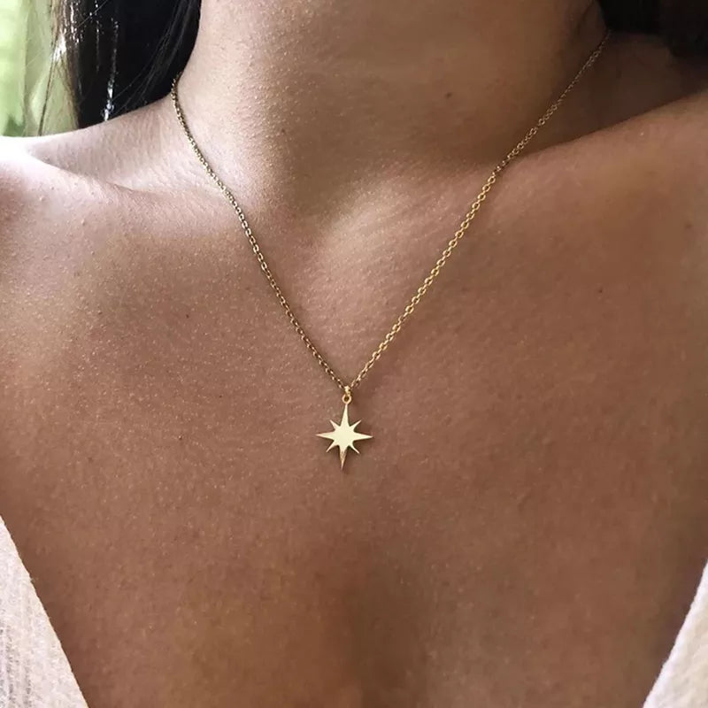 Colliers avec pendentif étoile soleil en acier inoxydable